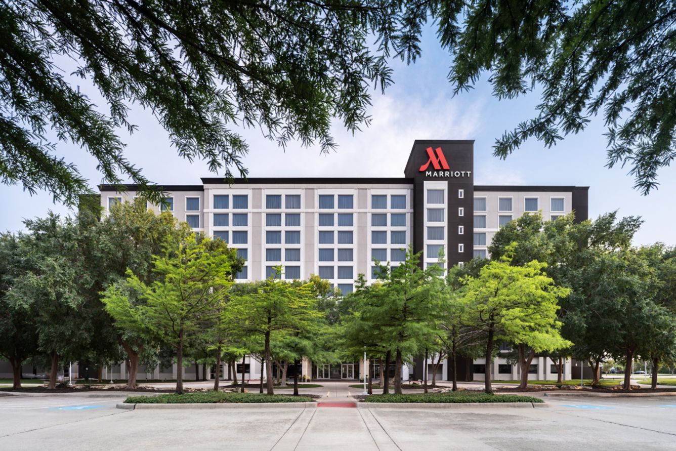 Marriott Dallas/Fort Worth Champions Circle exterior view